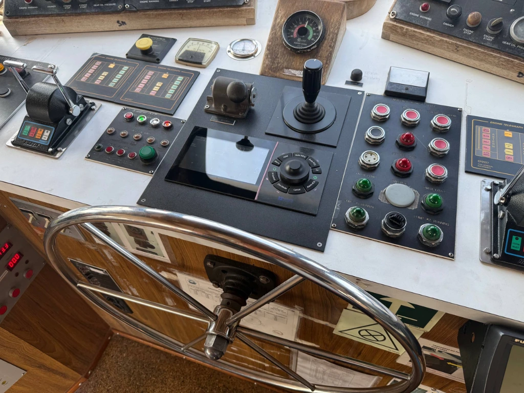 DP Control system NavDP offshore support vessel